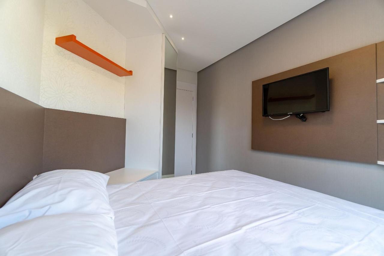 Porto Madero - Apartamento Alto Padrao Em Condo Com Piscina Бомбиньяс Экстерьер фото